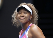 Leisu- 大坂直美教练团队 