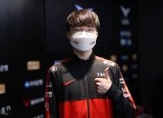 雷速体育-Faker回归赛场，势不可挡首场状态亮眼，RNG观众沸腾！的简单介绍