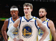 雷速直播-关于库里在美国队比赛中突破纪录，败北引发热议！的信息